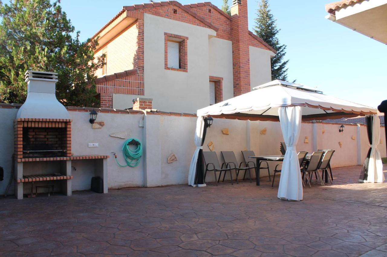 Aire De Pinares Villa Coca Exterior photo